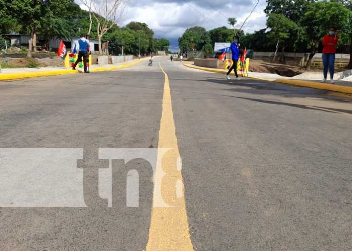 Inauguran puente que conecta barrios del Distrito III en Managua