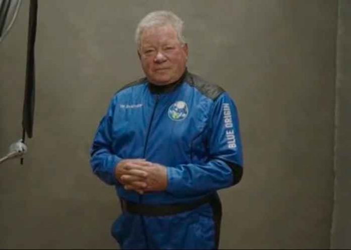 capitan- Capitán Kirk de 'Star Trek' se convierte en el astronauta más longevo en viajar al espacio