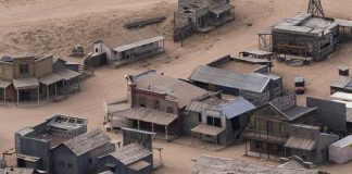 Armera de película Rust donde murió una mujer no sabe de donde salieron las balas reales