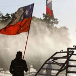 Carabineros protestan contra Piñera en Chile Carabineros protestan contra Piñera en Chile