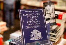 Chilenos listos para redactar una nueva Constitución Chilenos listos para redactar una nueva constitución
