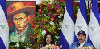 Presidente Daniel Ortega y la Vicepresidenta Rosario Murillo, brindando un mensaje de paz
