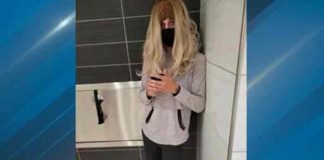 Se disfrazaba de mujer para grabar a menores de edad en baños públicos