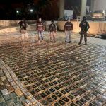 Incautan tres toneladas de cocaína vinculadas a la crisis carcelaria en Ecuador Incautan tres toneladas de cocaína vinculadas a la crisis carcelaria de Ecuador