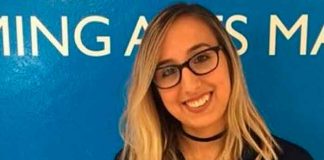 Arrestan a maestra en EE.UU. por tener relaciones sexuales con un estudiante