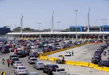 Estados Unidos reabrirá las fronteras terrestres con México y Canadá