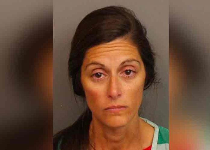 Enfermera es acusada de abuso infantil e intento de asesinato de su hija