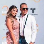 Ozuna publicó "peculiar foto" con su esposa y generó la locura en Instagram
