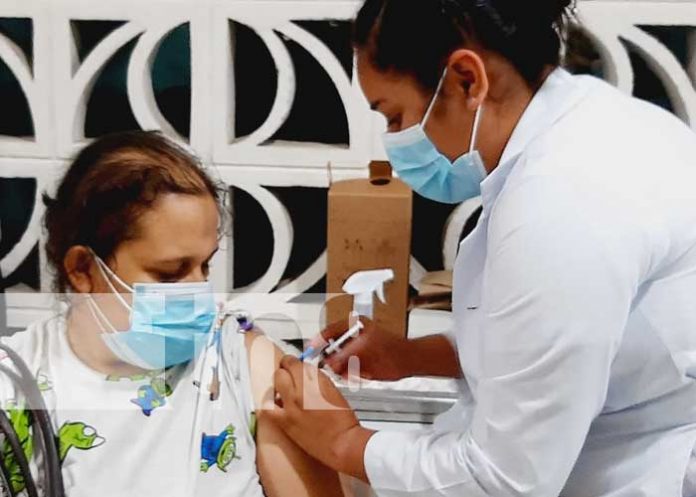 Vacunación contra el COVID-19 en Estelí