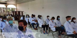 Encuentro de médicos sobre el cáncer de mama