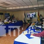 Autoridades de la UNAN-Managua reciben a evaluadores internacionales Presentación en la UNAN-Managua del equipo de evaluadores