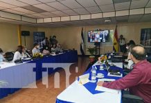 Autoridades de la UNAN-Managua reciben a evaluadores internacionales Presentación en la UNAN-Managua del equipo de evaluadores