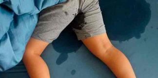 Colombia: Intentó cortarle los genitales a un niño porque se orino en la cama
