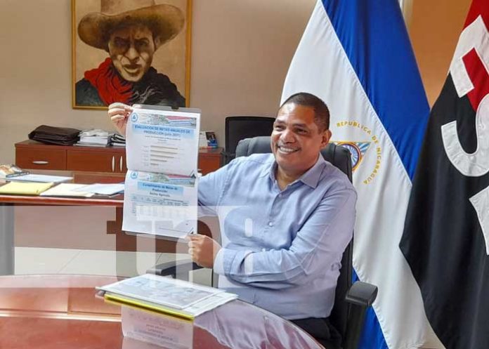 Ministro de Hacienda, Iván Acosta, presenta informe de economía en Nicaragua