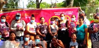 Ayuda alimenticia llega a madres de familia en Jalapa