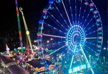 Se desploma juego mecánico en feria de Nuevo León