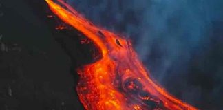 Erupción en el volcán de La Palma crea dos nuevas bocas e intensa actividad