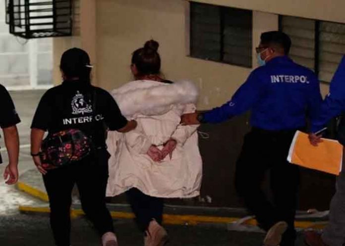 la-patrona-/ Tras las rejas