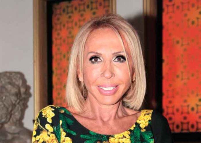 Juez suspende orden de aprehensión contra la peruana Laura Bozzo