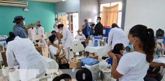 Jornada de vacunación en centro de salud en Managua