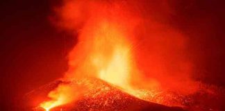 Volcán de La Palma incrementó su poder explosivo con lava más espesa