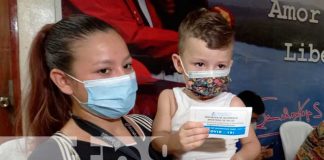 Aplicación de vacuna contra el COVID-19 en Masaya