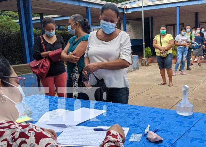Proceso de matrículas en Somoto, Madriz