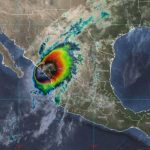 Huracán Rick en el Pacífico se acerca a las costas de México Huracán Rick en el Pacífico se acerca a las costas de México