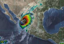 Huracán Rick en el Pacífico se acerca a las costas de México