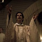 Escena de la miniserie Midnight Mass