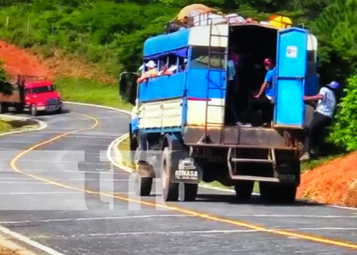 Pobladores contentos por mejoramiento vial en el país