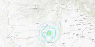 Al menos 20 muertos y más de 300 heridos en un sismo de 5.9 en Pakistán