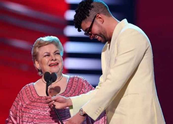 ¿Paquita la del Barrio y Bad Bunny harán una colaboración?