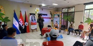Taller práctico sobre ideas de negocios y emprendimiento