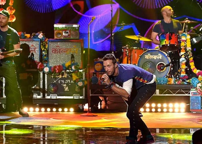 play-1 Joven llora porque no consiguió boletos para concierto de Coldplay Joven llora porque no consiguió boletos para concierto de Coldplay