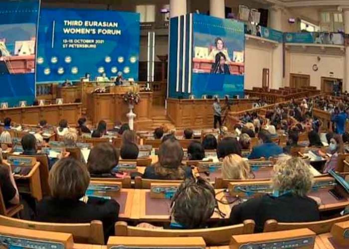 Discurso de Alba Azucena Torres en el III Foro Euroasiático de Mujeres