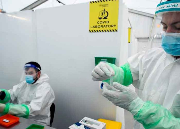 Detectan variante derivada de Delta que podría ser aún más contagiosa