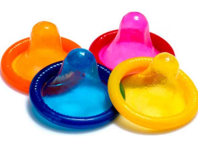 ¡Inédito! Crean el primer condón unisex del mundo