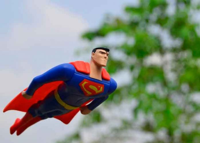 El nuevo Superman es bisexual, revela DC Comics