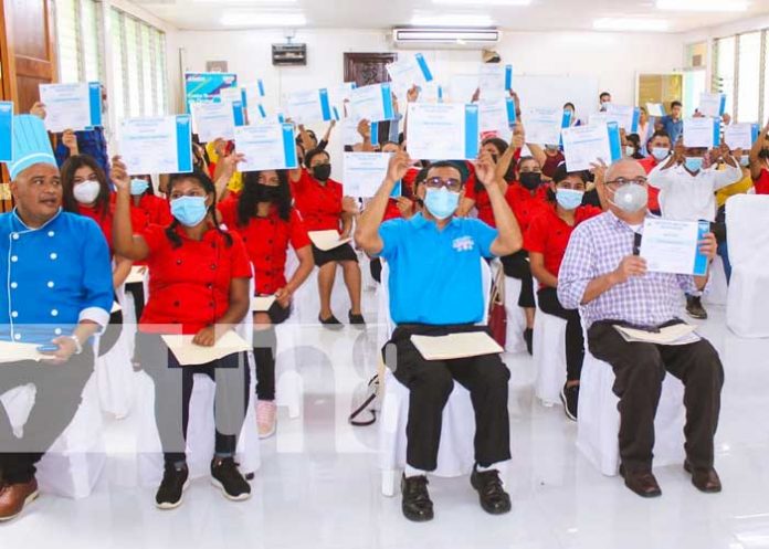 Certificación de cursos y carreras del Tecnológico en Ocotal