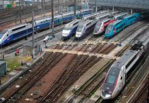 Tres supuestos migrantes mueren arrollados por un tren en Francia Tres supuestos migrantes mueren arrollados por un tren en Francia