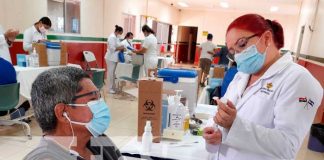 Jornada de vacunación en el Policlínico Iraní, Managua