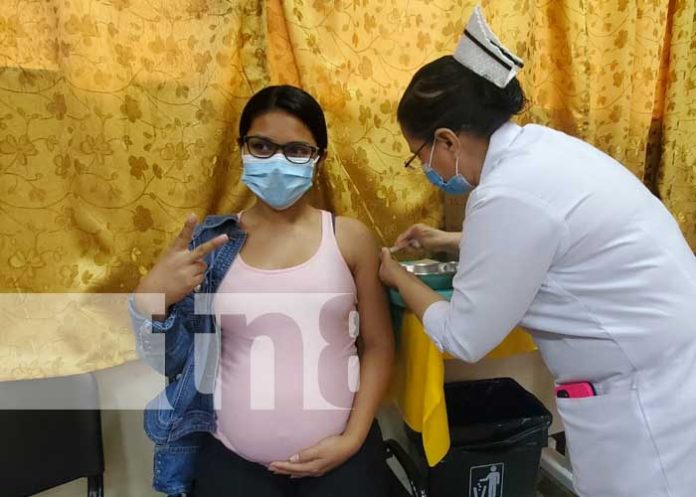 Jornada de aplicación de vacunas a embarazadas en Nicaragua