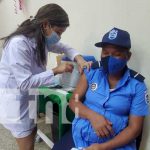 Jornada de vacunación para estimular las defensas de las embarazadas Vacunación a embarazadas avanza en el sexto día en el país