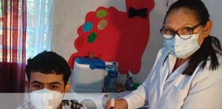 Vacunación a niños, adolescentes y adultos en Río San Juan