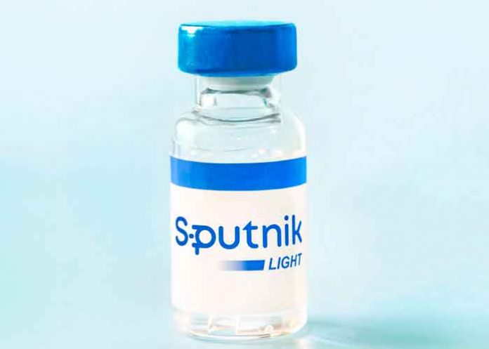 vacuna4 Sputnik Light demuestra un 70 % de eficacia contra la variante Delta