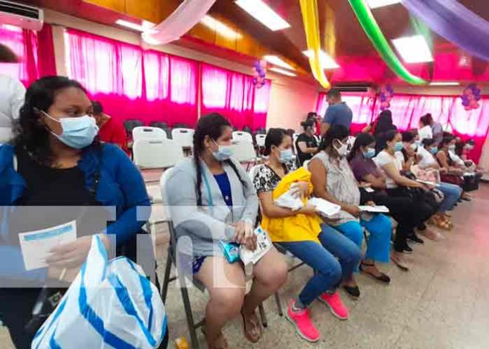 Cuarto día de vacunación a mujeres embarazadas contra la Covid-19