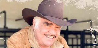 Vicente Fernández sale de terapia intensiva pero seguirá hospitalizado