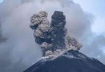 Alertan caída de ceniza del volcán Reventador de Ecuador