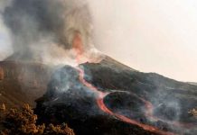 Lava del volcán La Palma fluye lenta, mientras continúa la actividad sísmica Lava del volcán La Palma fluye lenta, mientras continúa la actividad sísmica